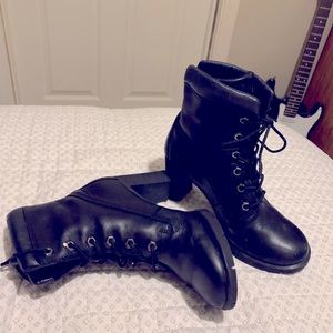 Timberland Boots !! Very Cute.